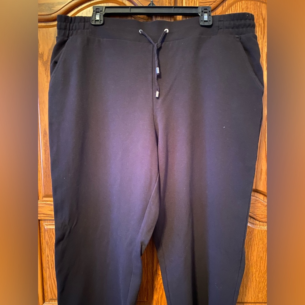 Women’s Time & Tru Black Jogger Pants. XXL.